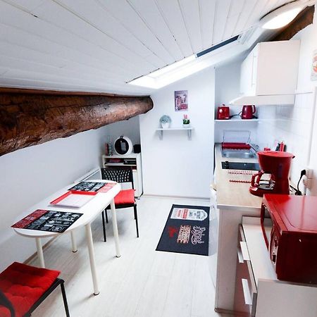 Studio 9 Classe 2 Etoiles Каркассон Экстерьер фото